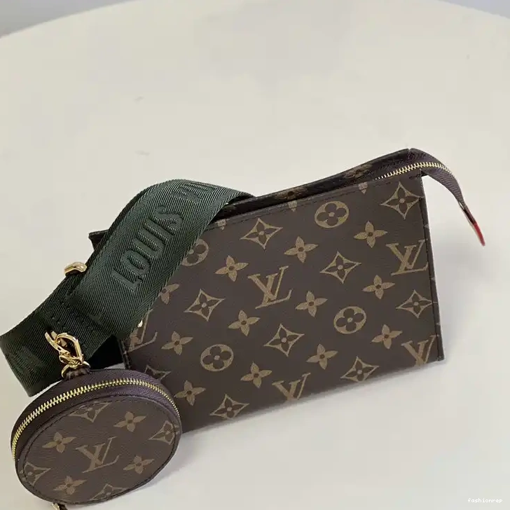 Fashionrep 2204YA0041 Bag LV 0716